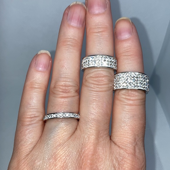 New 3 different Row’s of Stackable Australian Crystal Ring’s J81 - Picture 9 of 9